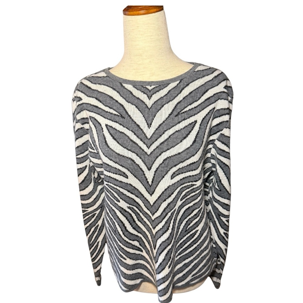 Vintage Alfred Dunner‎ Zebra Pattern Sweater - Grey and White Size L Petite